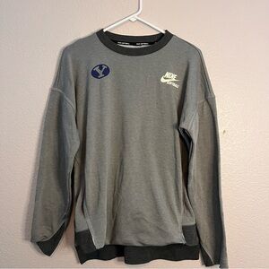Nike Softball BYU Gray Crewneck Sweater w/ pockets size medium?